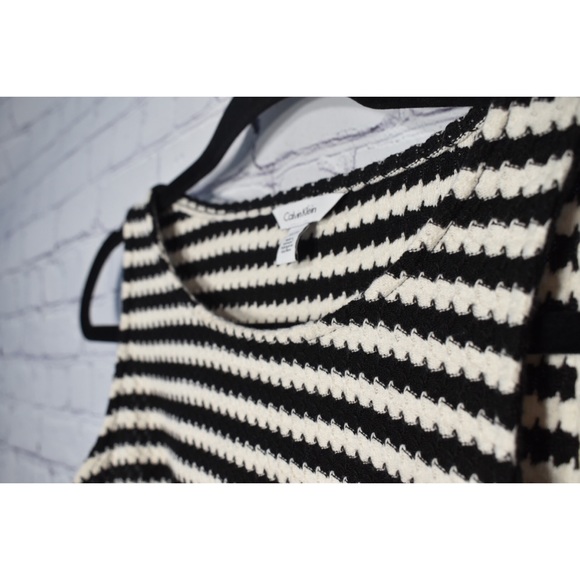 Calvin Klein • Striped top - Picture 3 of 5